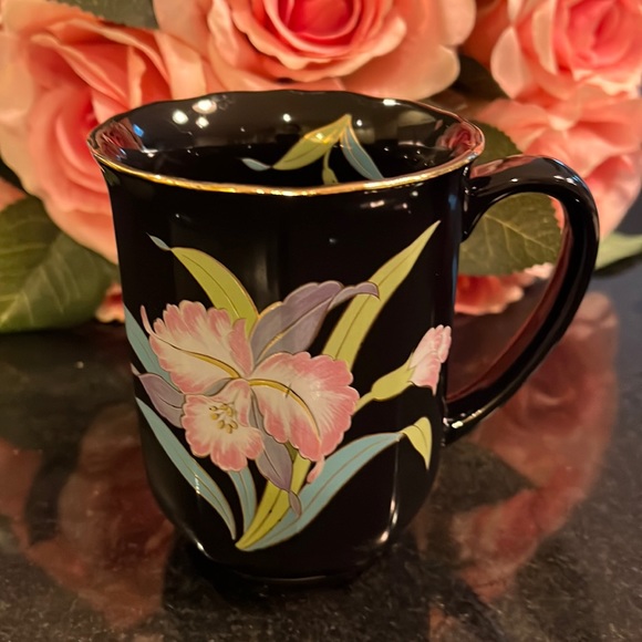 Flower Black Coffee Mug - Picture 1 of 7